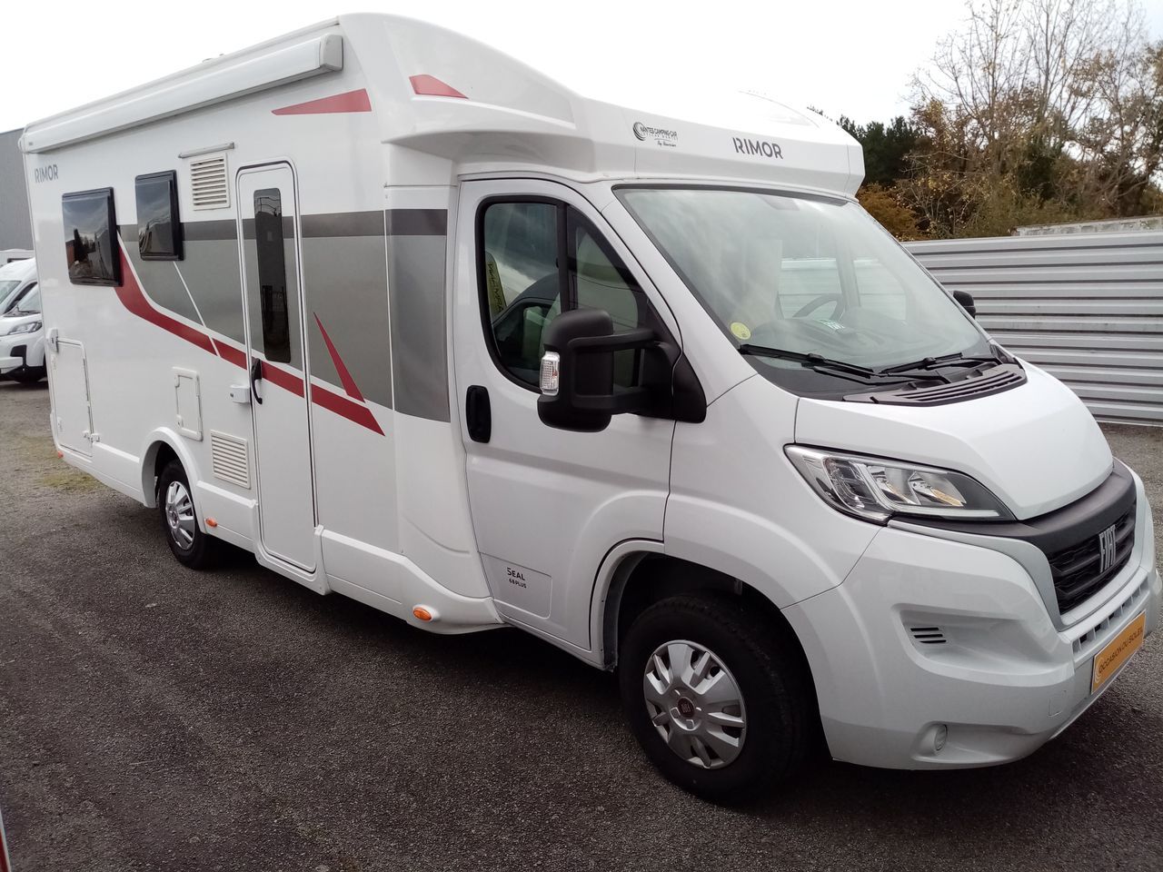 Camping-car RIMOR SEAL 68 PLUS LIT CENT/PAV.